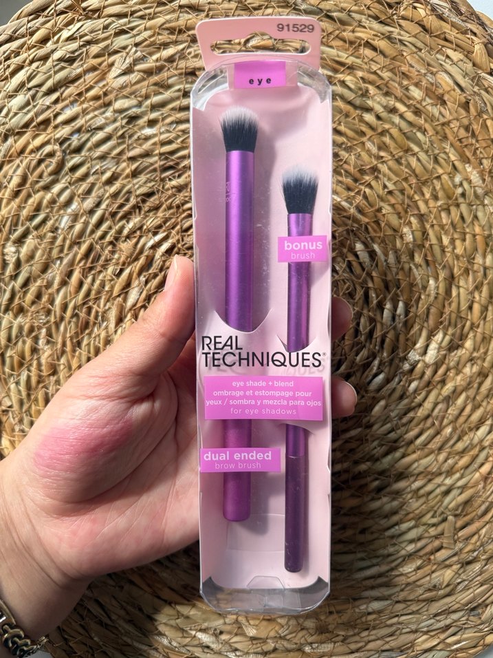Real Techniques Mor Çift Uçlu Makyaj Fırçası - Görsel 2