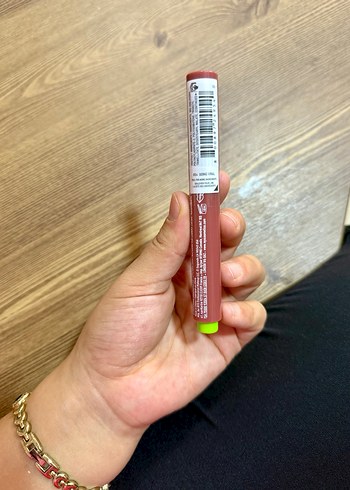 NYX 04 fat oil slick parlatıcı - Görsel 2