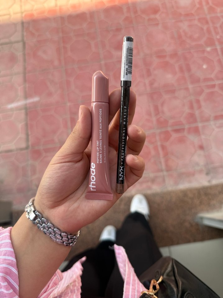 Toats Lip Gloss ve nude truffle Dudak Kalemi - Görsel 2