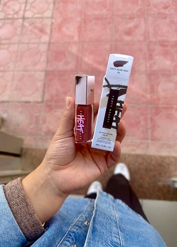Fenty Glow Heat 03 gloss - Görsel 2