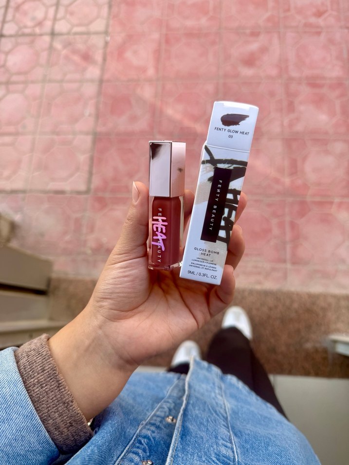 Fenty Glow Heat 03 gloss - Görsel 2