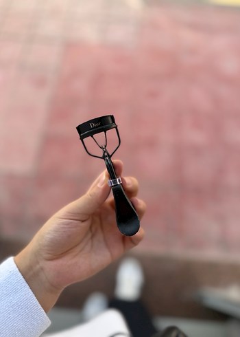 Dior Siyah Kirpik Kıvırıcı - Görsel 4