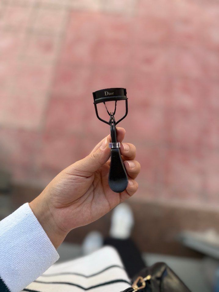 Dior Siyah Kirpik Kıvırıcı - Görsel 3