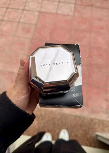 Fenty Beauty Pro Filt'r pudra - Görsel 2