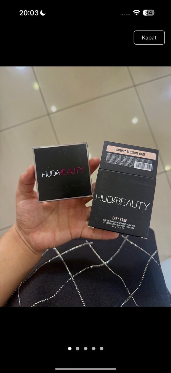 Huda Beauty Easy Bake Loose Pudra - Cherry Blossom Cake - Görsel 3