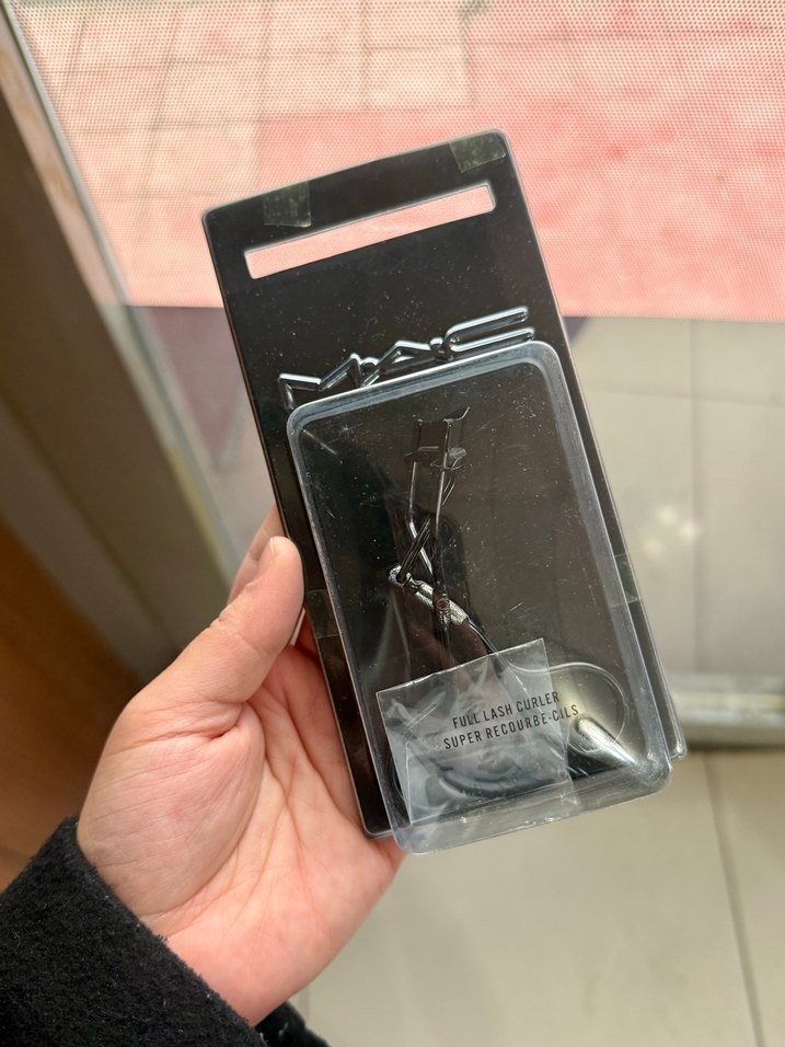 Mac Kirpik Kıvırıcı - Görsel 3