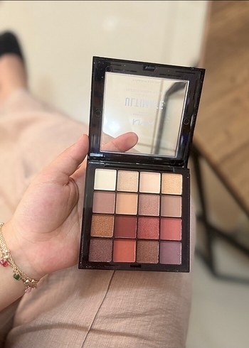 Nyx far paleti