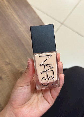 Beden Renk NARS light 0 fondöten