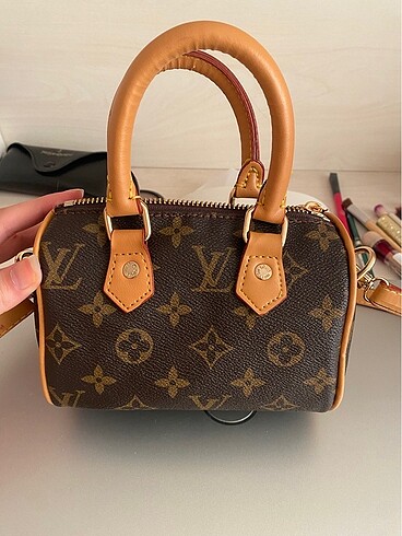 Louis vuitton canta