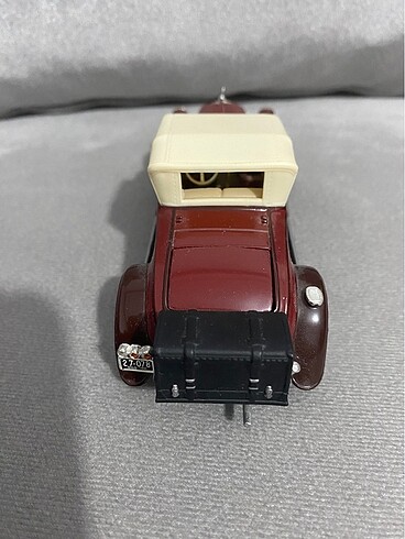 Beden Renk 1/32 1930 PIERCE-ARROW MODEL B