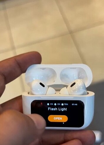 Dijital ekranlı airpods 