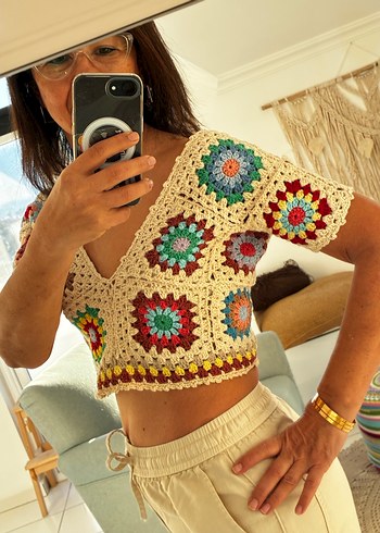 Örgü V Yakalı Bohem Örgü Crop Top - Görsel 3