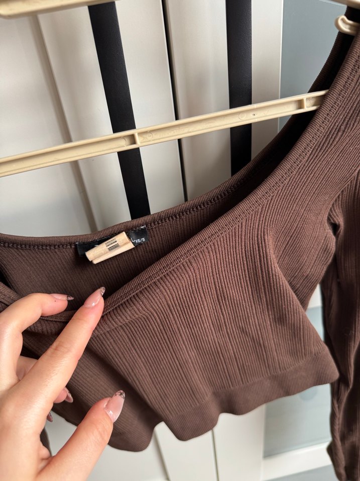 Kahverengi bluz - Görsel 3