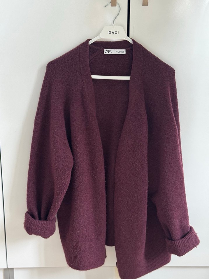 Bordo Düğmeli Yün Kadın Hırka - Görsel 3