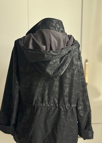 Desenli Deri Görünümlü Ceket - Görsel 4