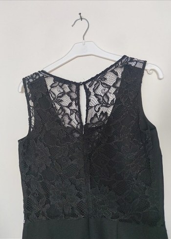 V Yaka Dantel Detaylı Siyah Mini Jumpsuit - Görsel 3