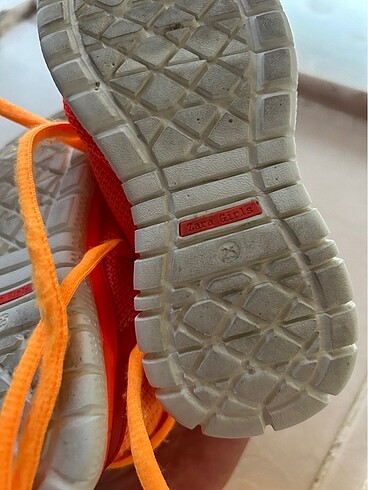 25 Beden Zara 25 Numara