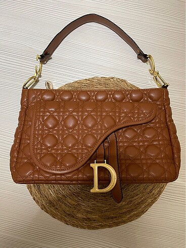 Dior çanta