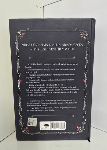 Hırsızların Dansı (Ciltli) - Mary E. Pearson