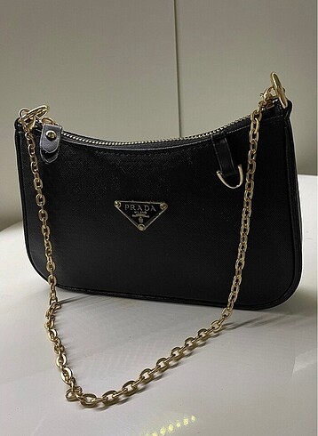 PRADA BAGET