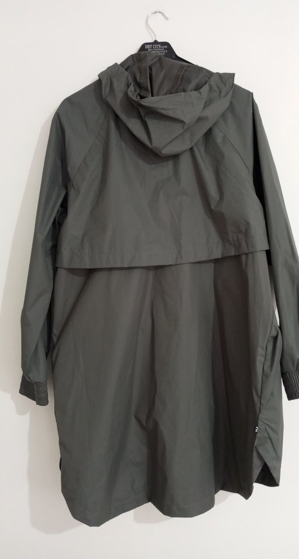 Koyu Yeşil Midi Boy Kadın Yağmurluk - Görsel 4