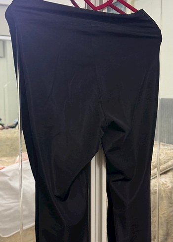 Siyah kadın spor tayt - Görsel 2