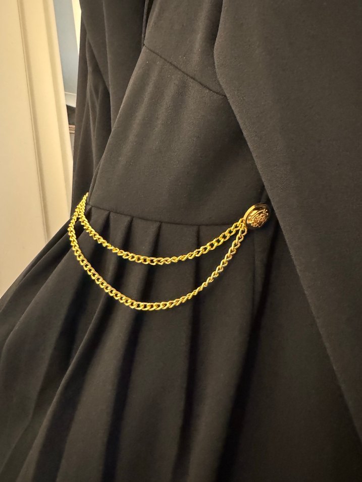 Zincir Detaylı Siyah Uzun Kadın Elbise - Görsel 3