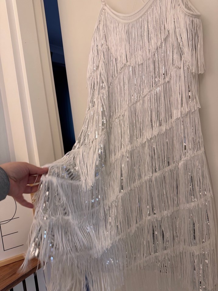 Püsküllü Bohem Uzun Beyaz Abiye Elbise - Görsel 2