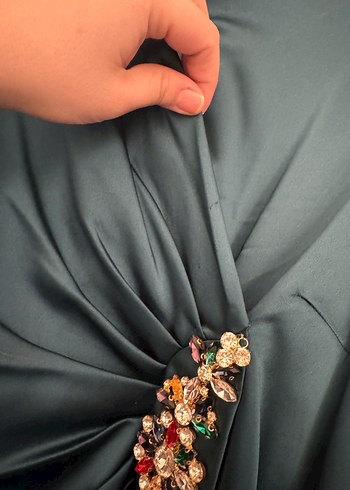 Uzun Kollu Turkuaz Drapeli Abiye Elbise - Görsel 4