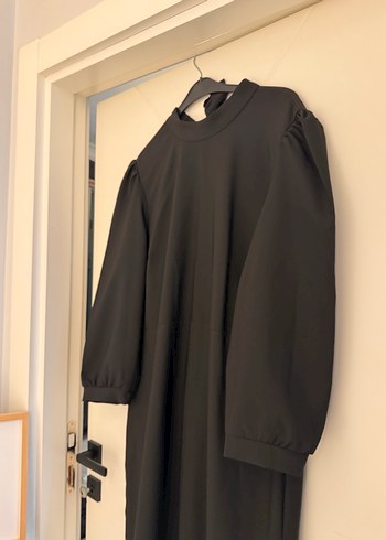 Siyah Midi Boy Yüksek Yakalı Kadın Kaban - Görsel 5