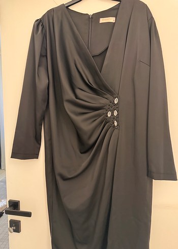 Drapeli V Yakalı Siyah Uzun Kollu Abiye Elbise - Görsel 4