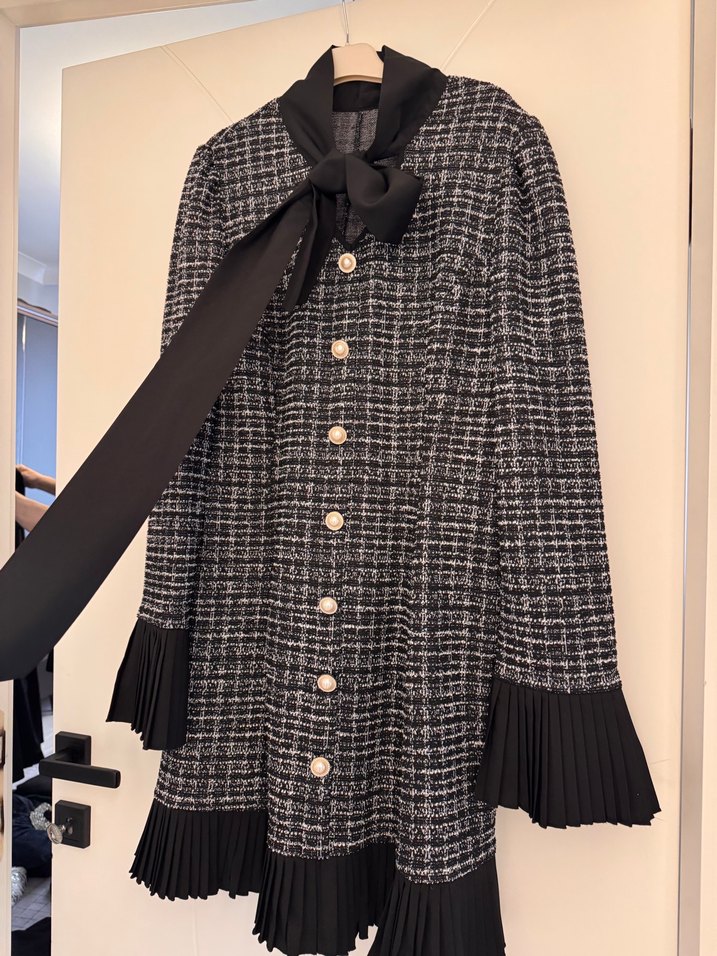 Gri Pileli ekose kareli diz üstü  Kadın elbise - Görsel 2