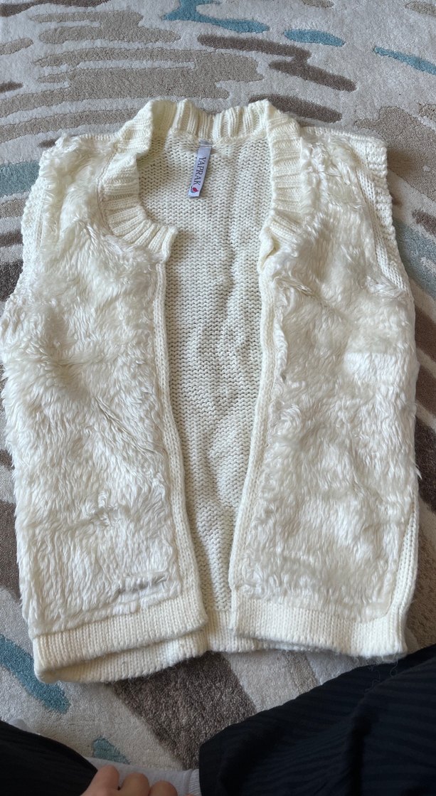 Beyaz Örgü  peluş Kolsuz Yelek - Görsel 2