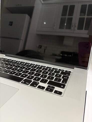 Beden Renk Macbook pro 15inc Retina İ7 16 Gb