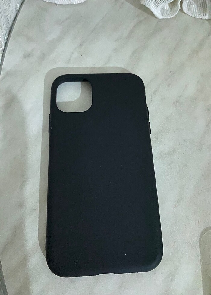 İphone 11 Düz Siyah Kılıf - Görsel 3
