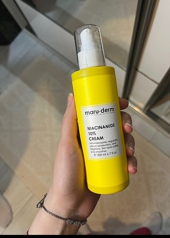 MaruDerm Niacinamide %10 Kadın Nemlendirici Krem