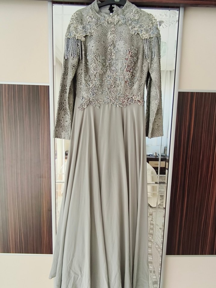 Bir kez giyilmis Belinay marka abiye elbise - Görsel 2