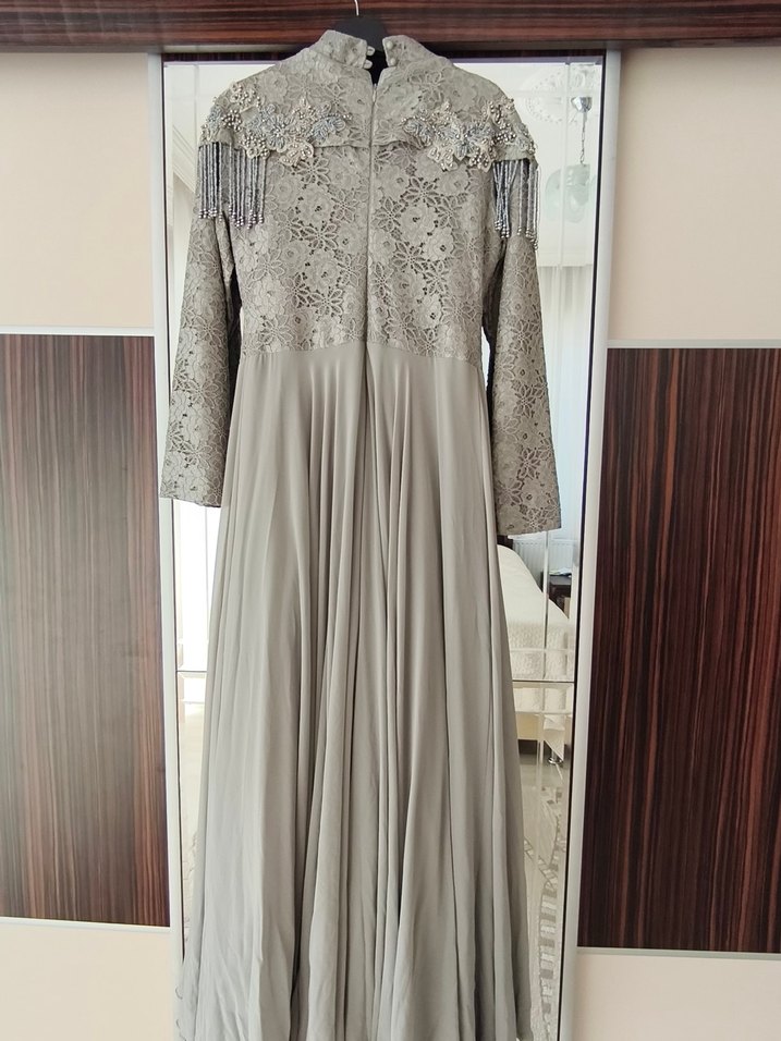 Bir kez giyilmis Belinay marka abiye elbise - Görsel 5