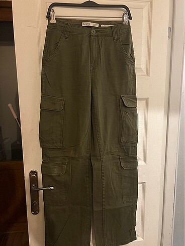 Bershka Kargo Pantolon