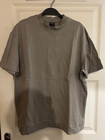 Bershka Unisex Tshirt