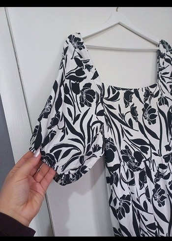 Beyaz Siyah Desenli Mini Elbise - Görsel 2