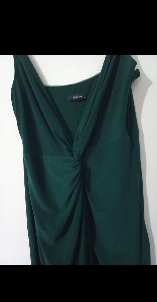 Yeşil V Yakalı Uzun Drapeli Abiye Elbise - Görsel 3