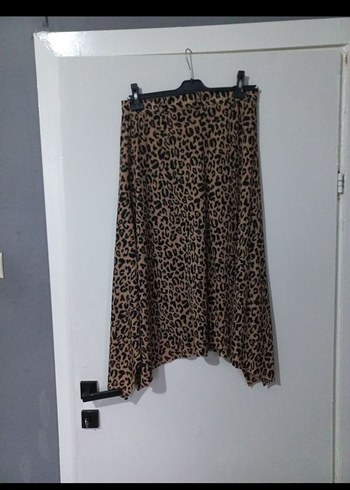 Drapeli Leopar Desenli Uzun Kadın Etek - Görsel 3