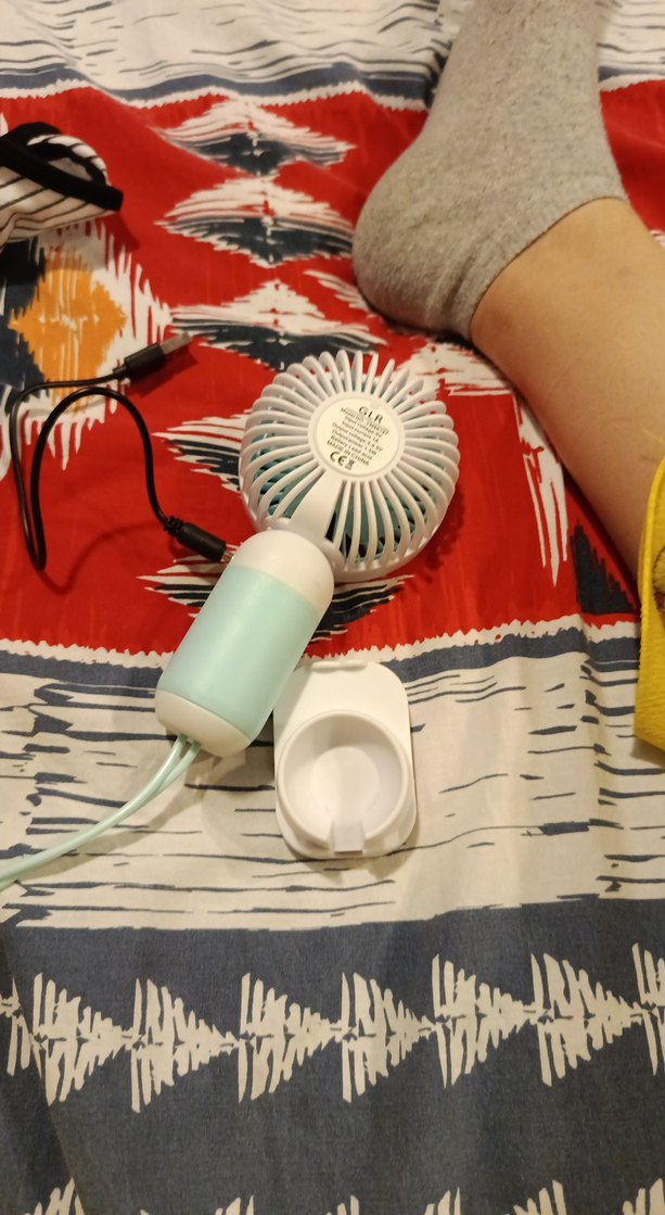 Mavi Beyaz Mini Masaüstü Vantilatör - Görsel 2