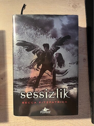  Beden Becca Fitzpatrick Fısıltı Kitap serisi