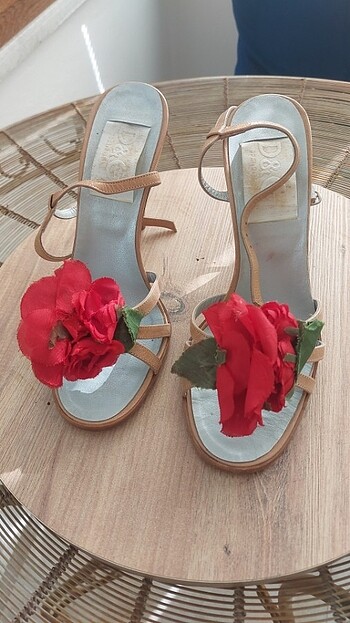 Dolce&Gabanna 38