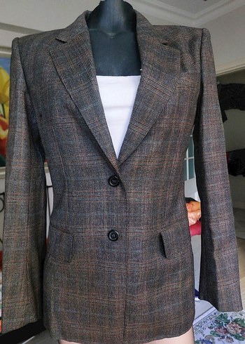 Yves Saint Laurent l