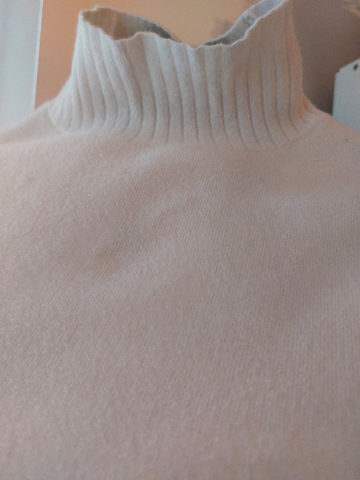 NU Black Beyaz Boğazlı Örgü Kadın Kazak - Görsel 3