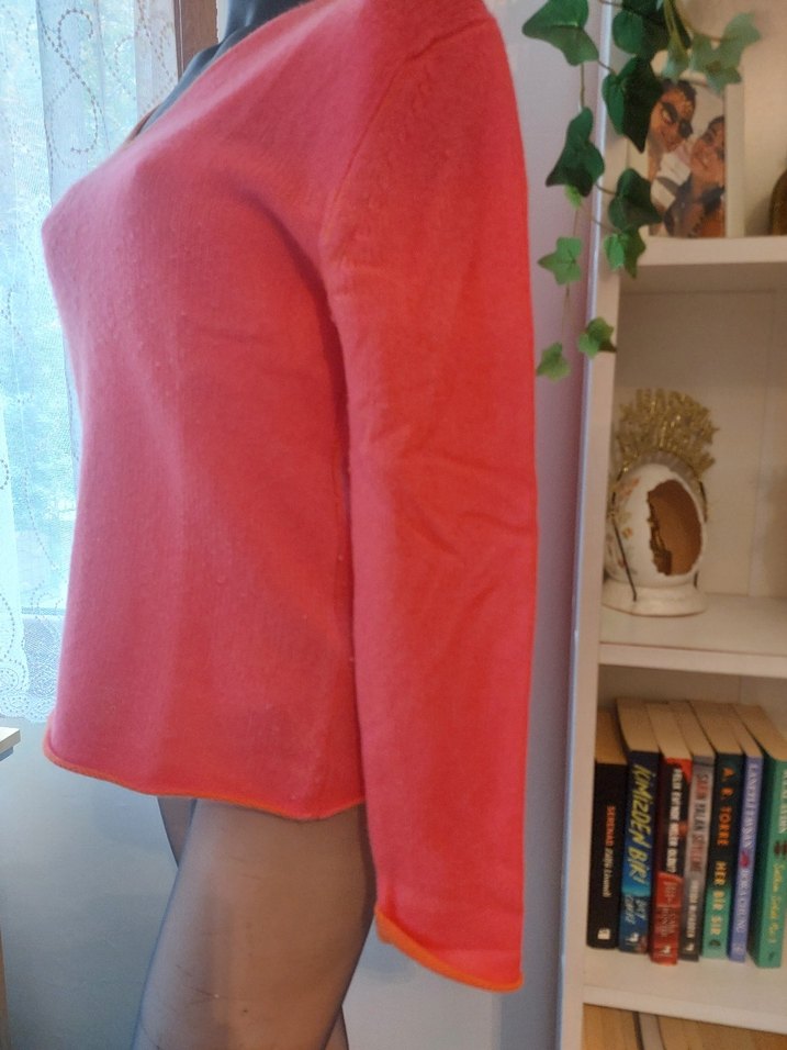 Simply Cashmere Marka, pembe V yaka kaşmir kazak - Görsel 2