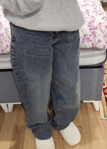 Bershka Baggy Jean